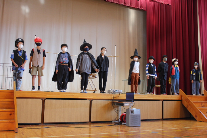 4年生学年発表集会 | 八丈町立三原小学校